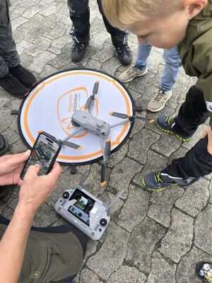 Super interessant, so eine Spezialdrohne.