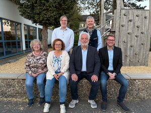 v. l. stehend Ben Klinger, Andreas Engel, sitzend Elke Herich, Anette Vogel, Klaus Horlacher, Patrick Eckert